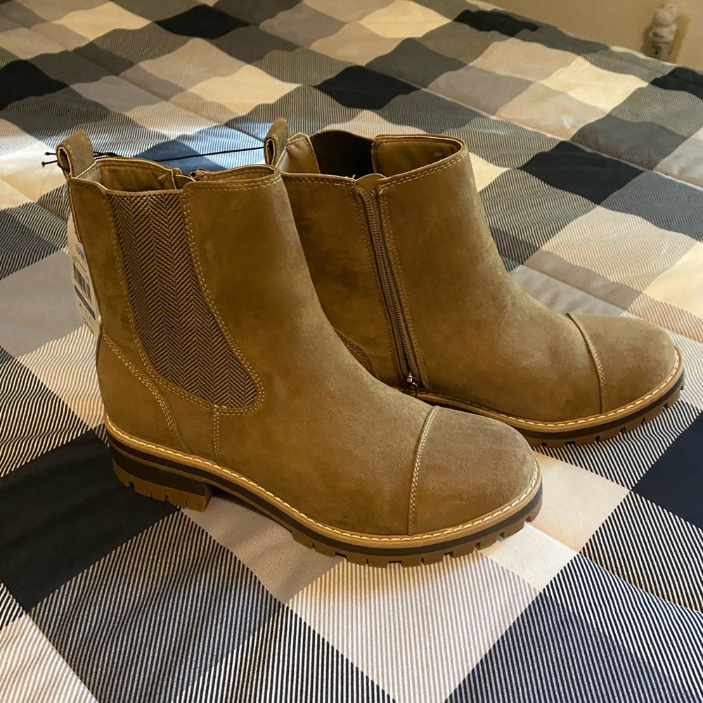 Womens boots